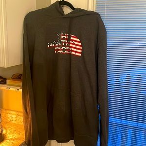 Men’s XXL North Face Hoodie